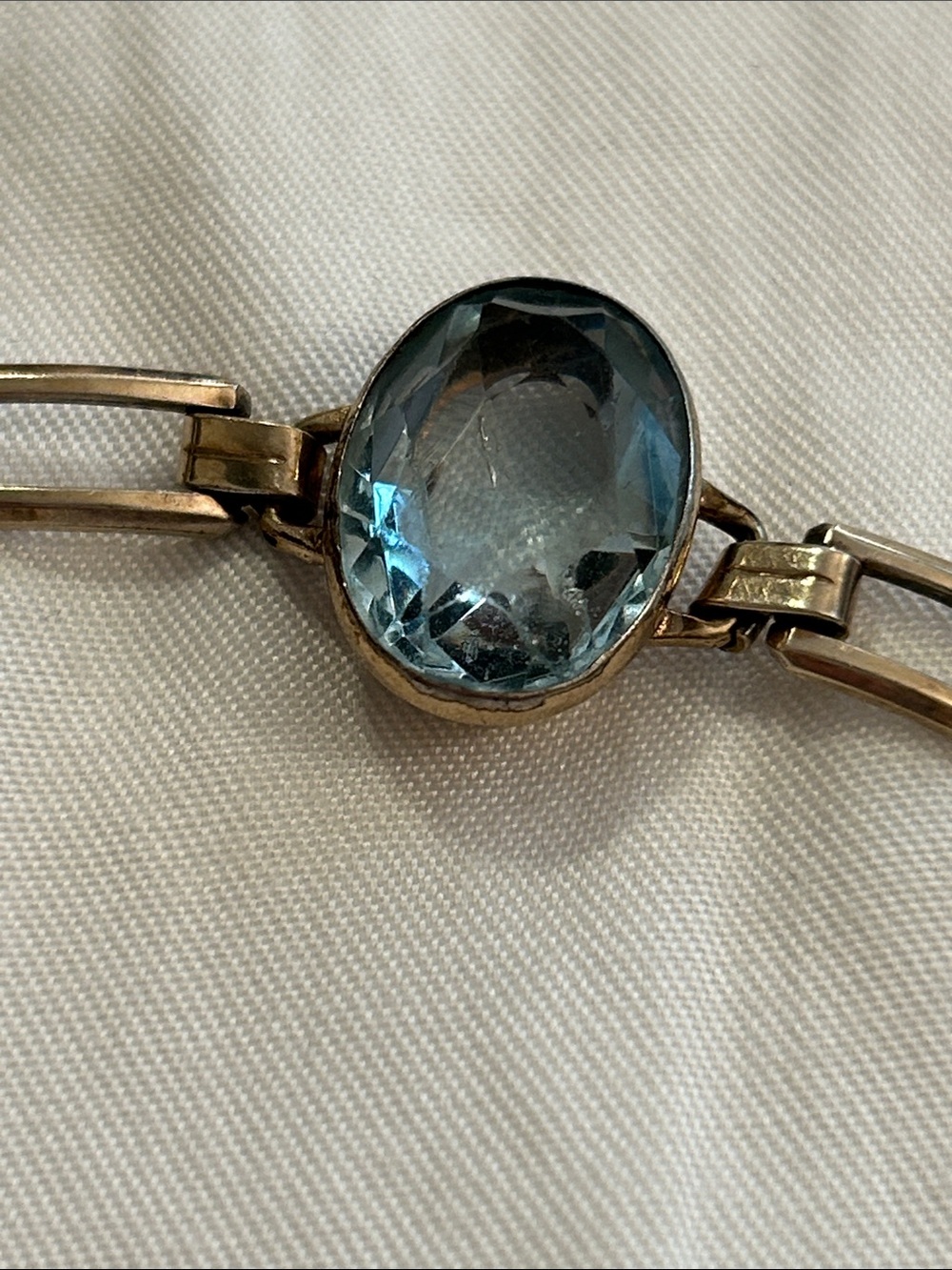 Gold Bracelet with Blue Oval Stones - Picture 6 of 6
